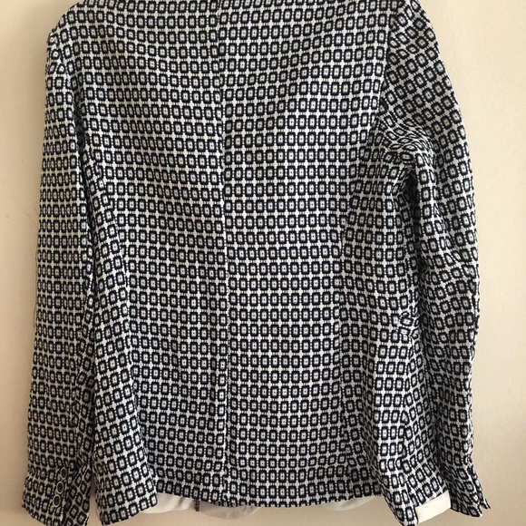 Larry Levine Black and White Patterned Jacket - Picture 4 of 5